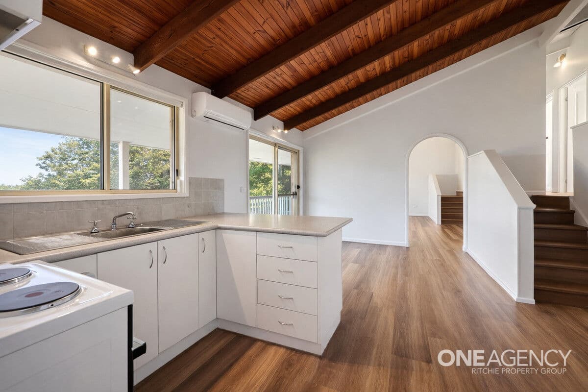 19 Hilltop Avenue, Hazelbrook, Hazelbrook - Thumbnail 6