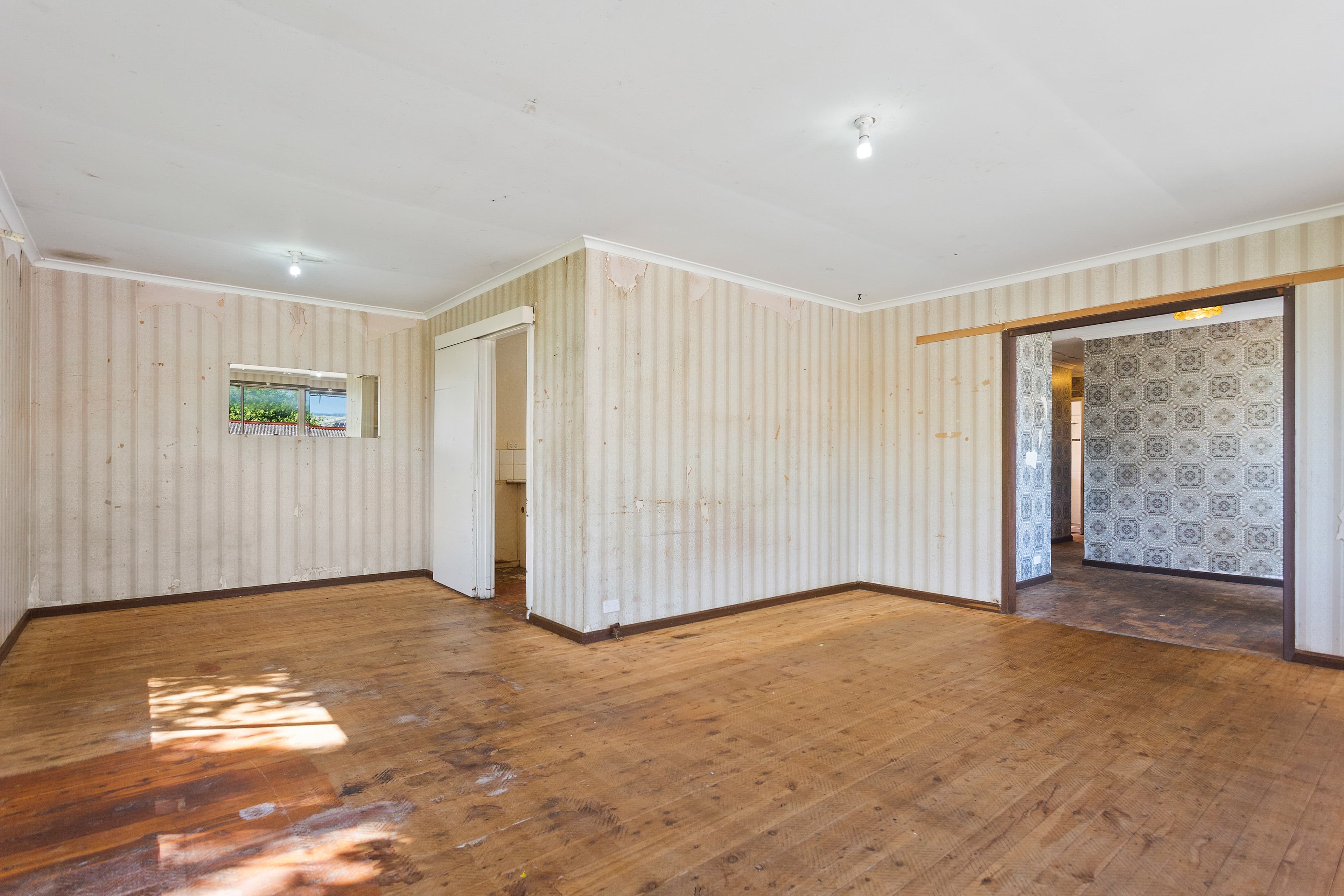 16 Shipton Crescent, Mount Warrigal, Mount Warrigal - Thumbnail 7