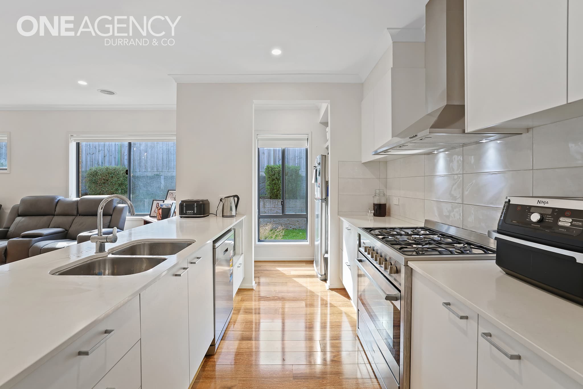 14 Redleaf Avenue, Warragul, Warragul - Thumbnail 3