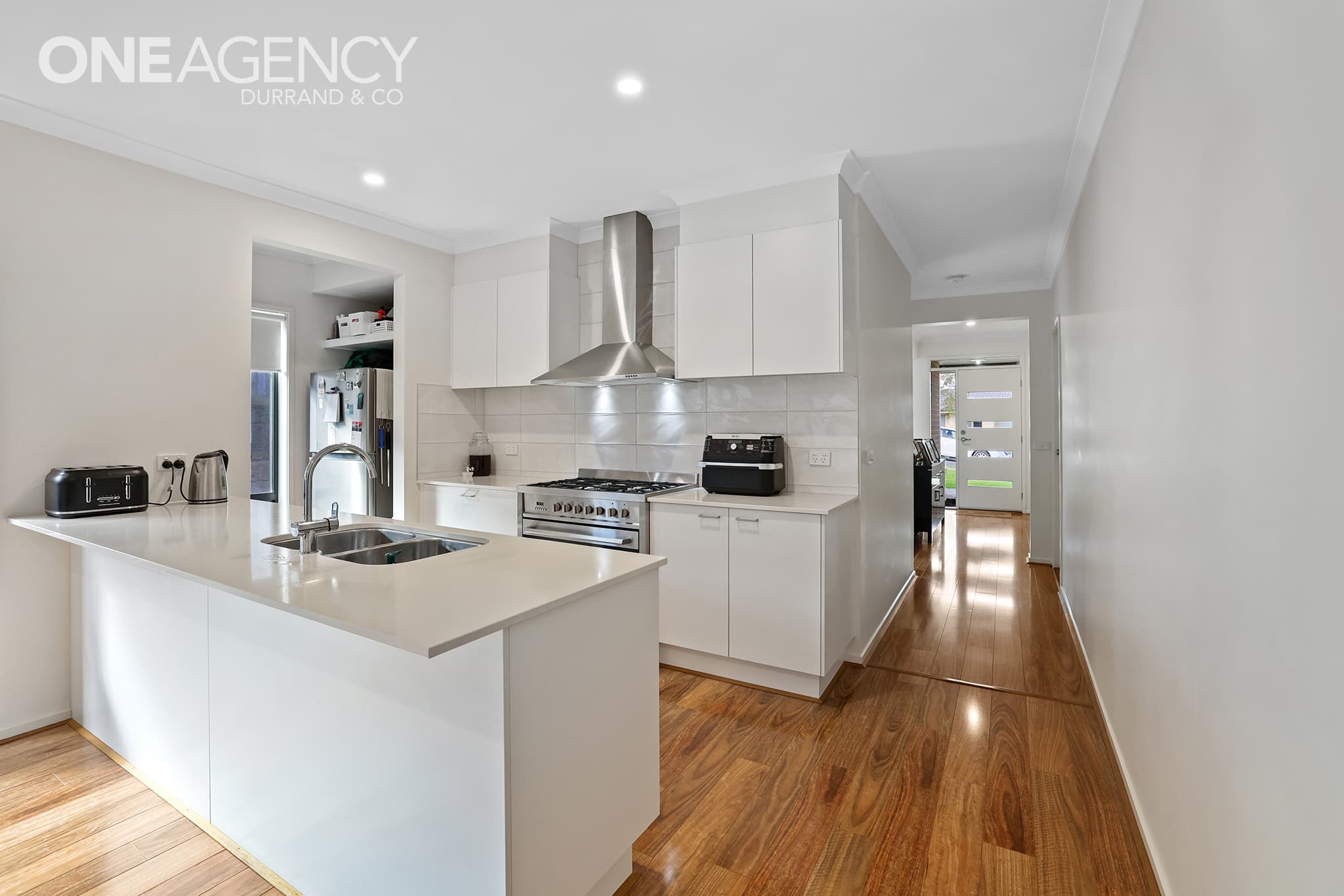 14 Redleaf Avenue, Warragul, Warragul - Thumbnail 2