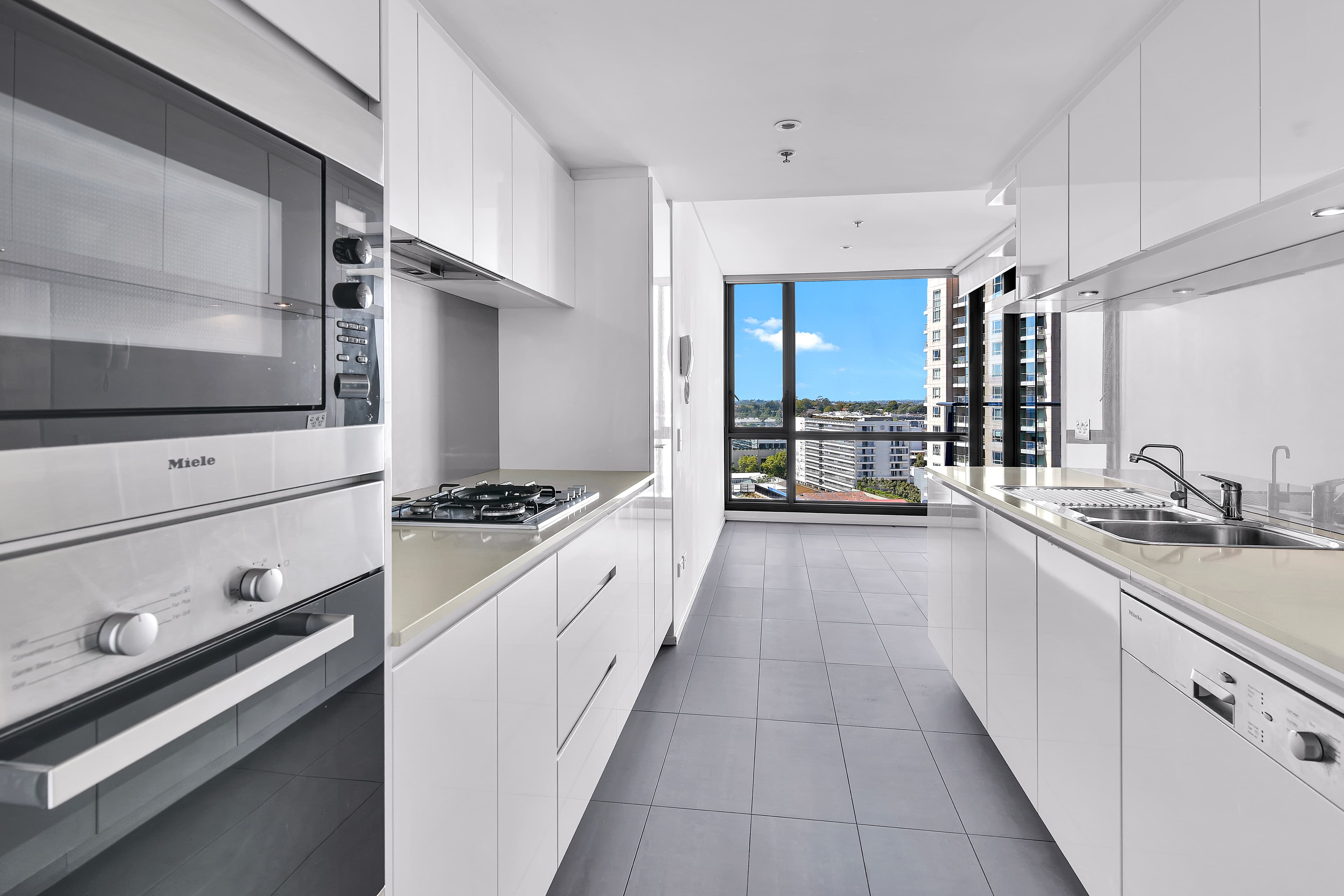 1205/1 Cambridge Lane, Chatswood, Chatswood - Thumbnail 3