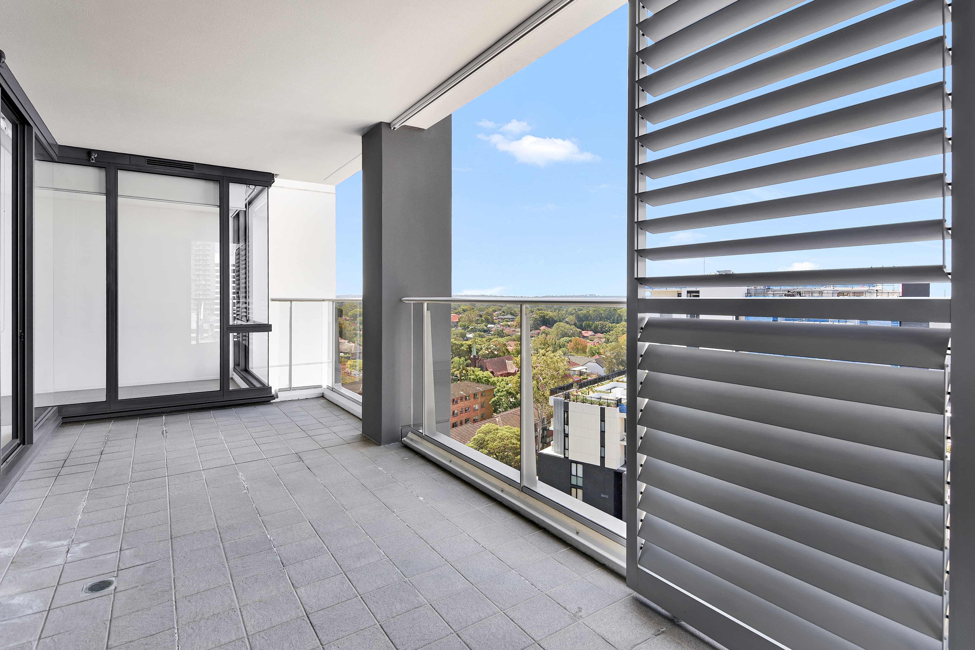 1205/1 Cambridge Lane, Chatswood, Chatswood - Thumbnail 2