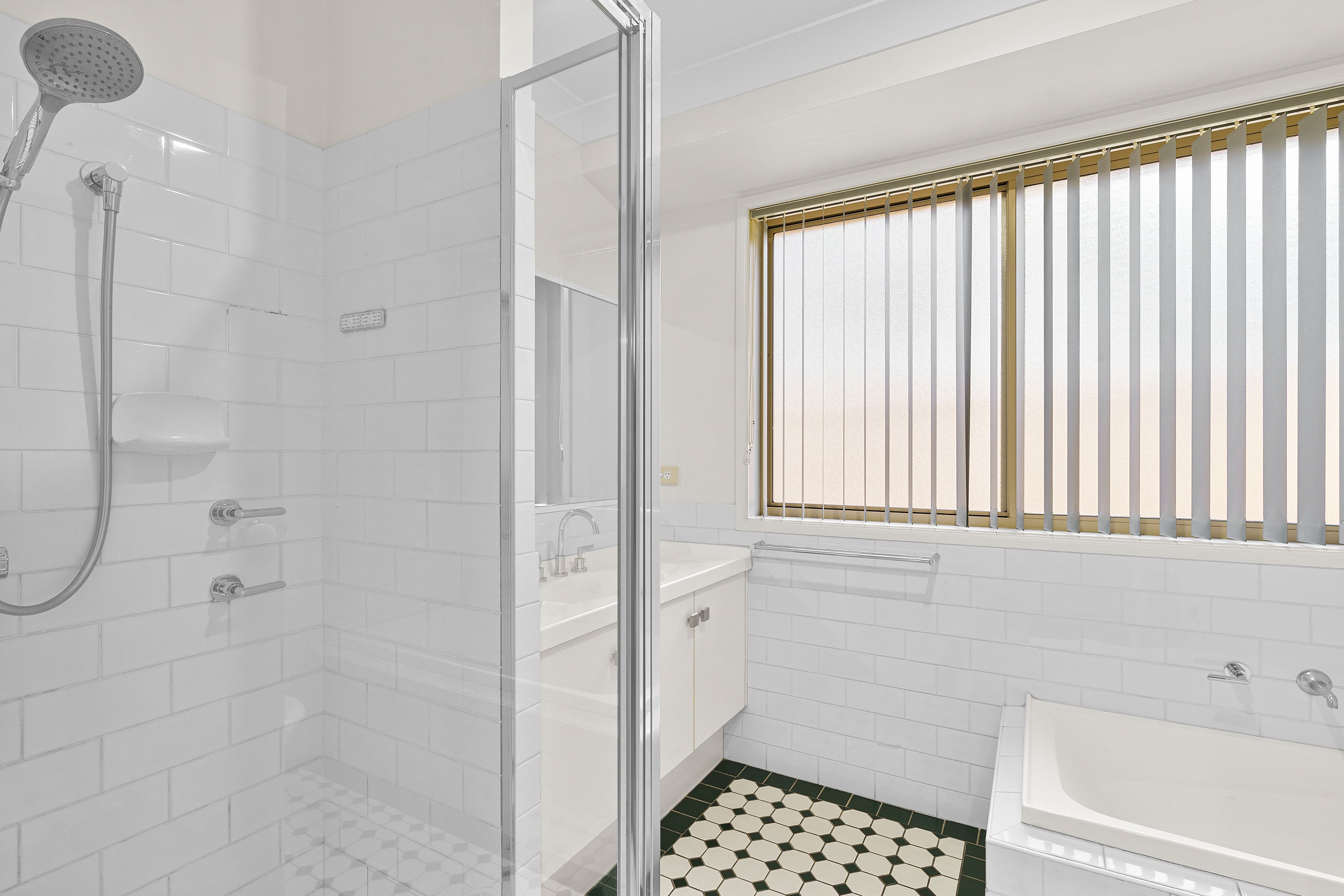 2/3 John Purcell Way, South Nowra, South Nowra - Thumbnail 5
