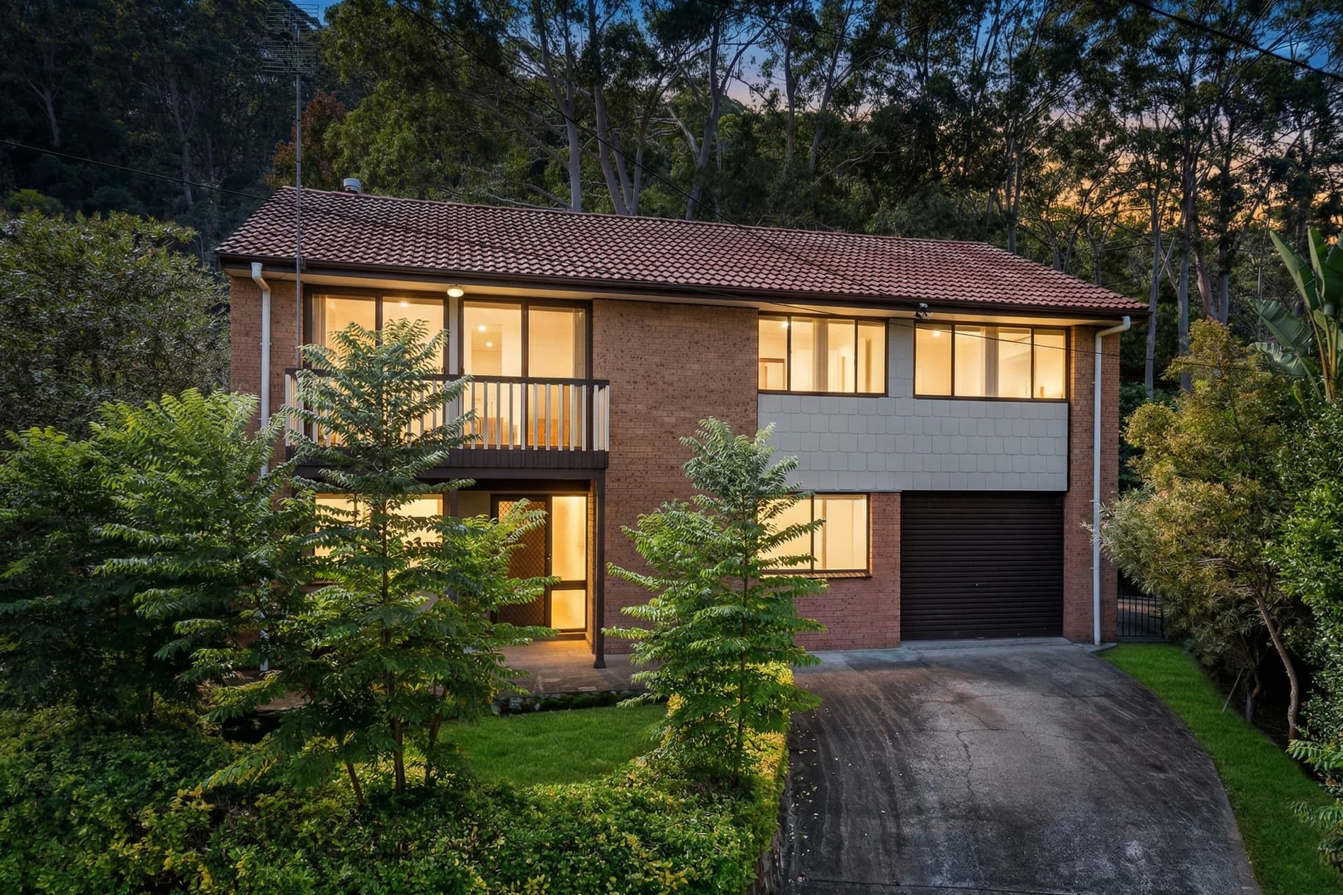 16 Dogwood Close, Wyoming, Wyoming - Image 1