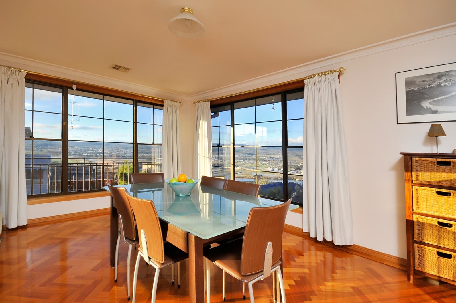 8 Lachlan Parade, Trevallyn, Trevallyn - Thumbnail 4