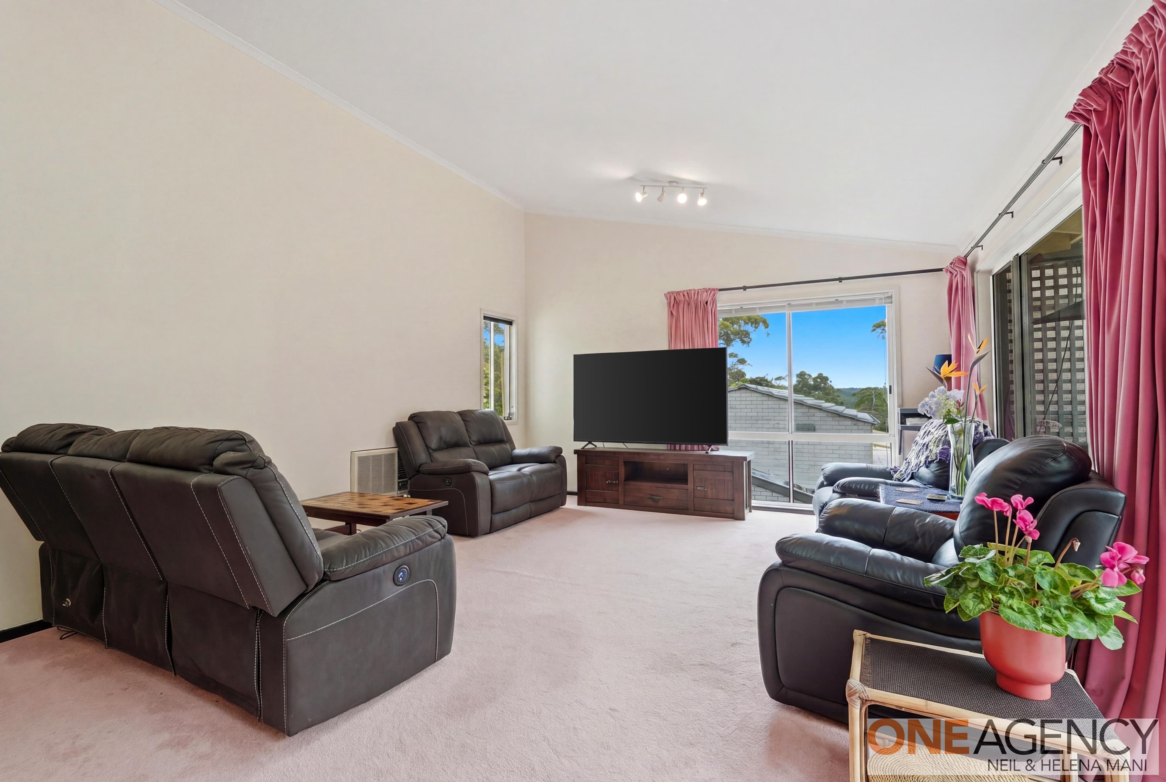 45 South Crescent, North Gosford, North Gosford - Thumbnail 5