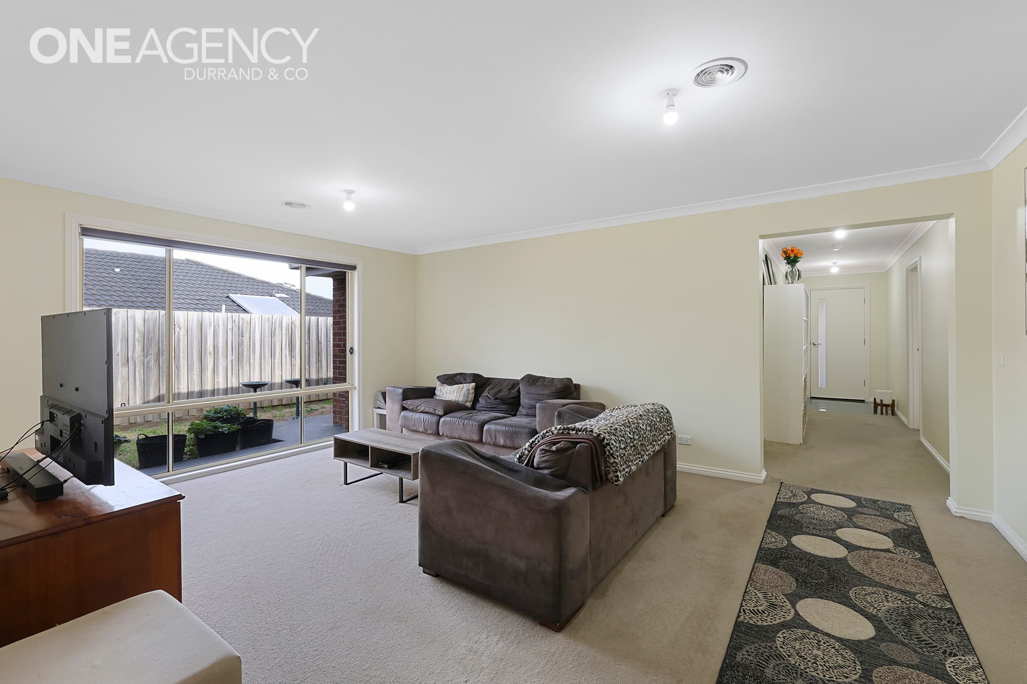 24 Buscombe Crescent, Drouin, Drouin - Thumbnail 7