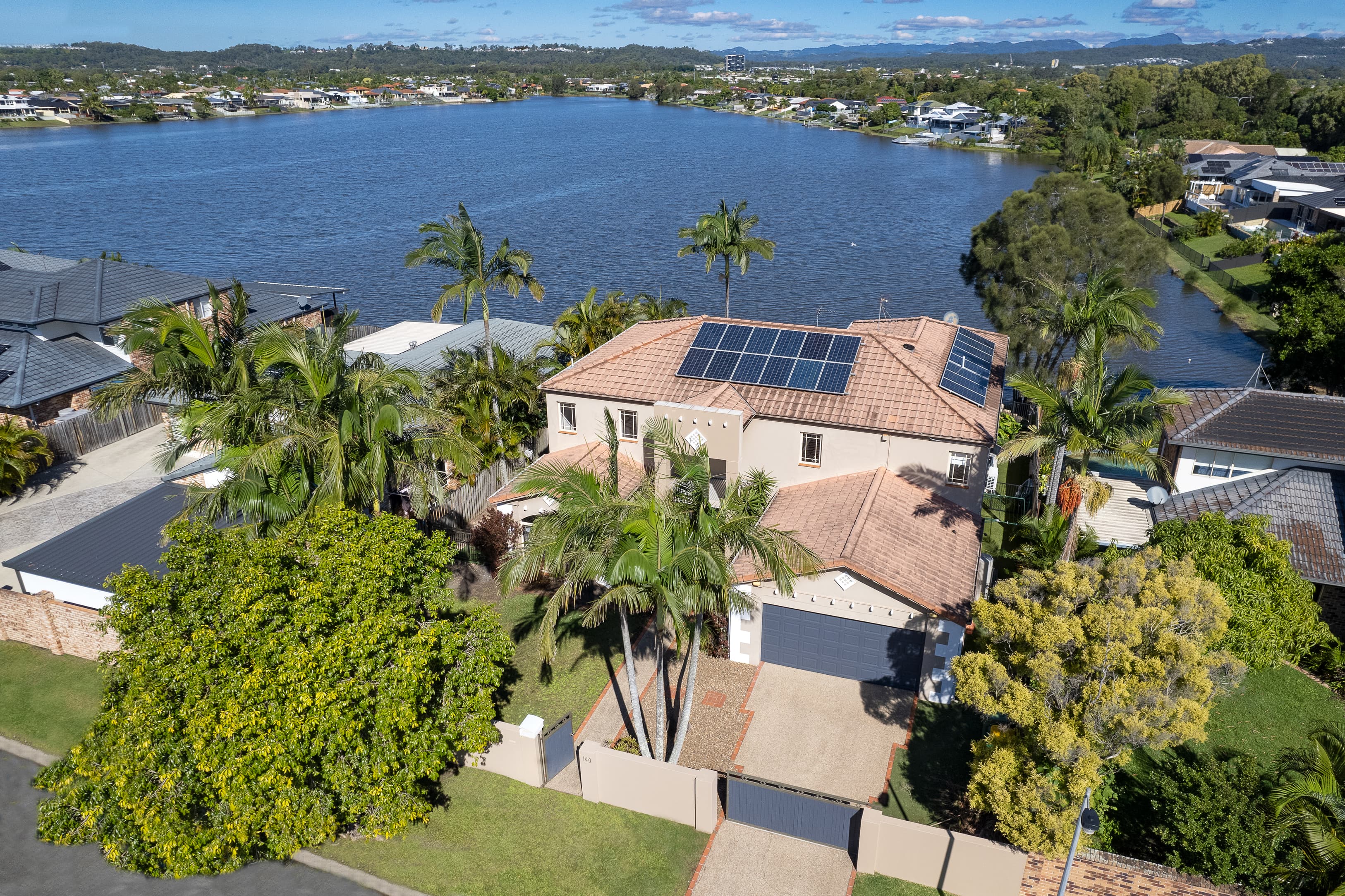 140 Honeyeater Drive, Burleigh Waters, Burleigh Waters - Image 1