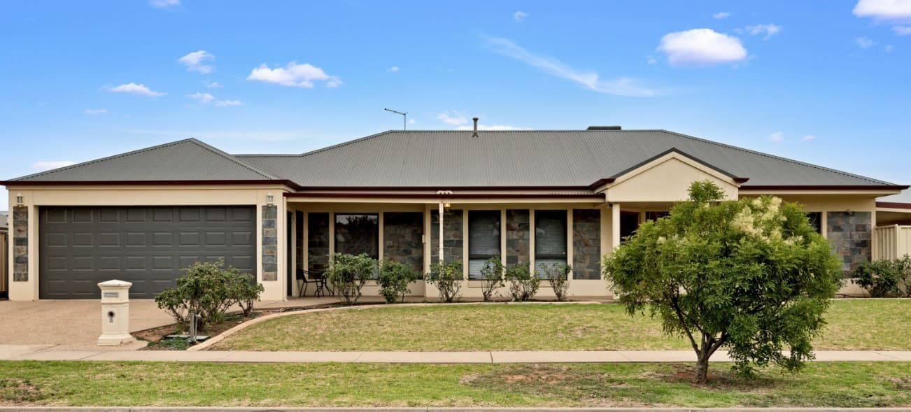 2 Canterbury Drive, Mildura, Mildura - Image 1