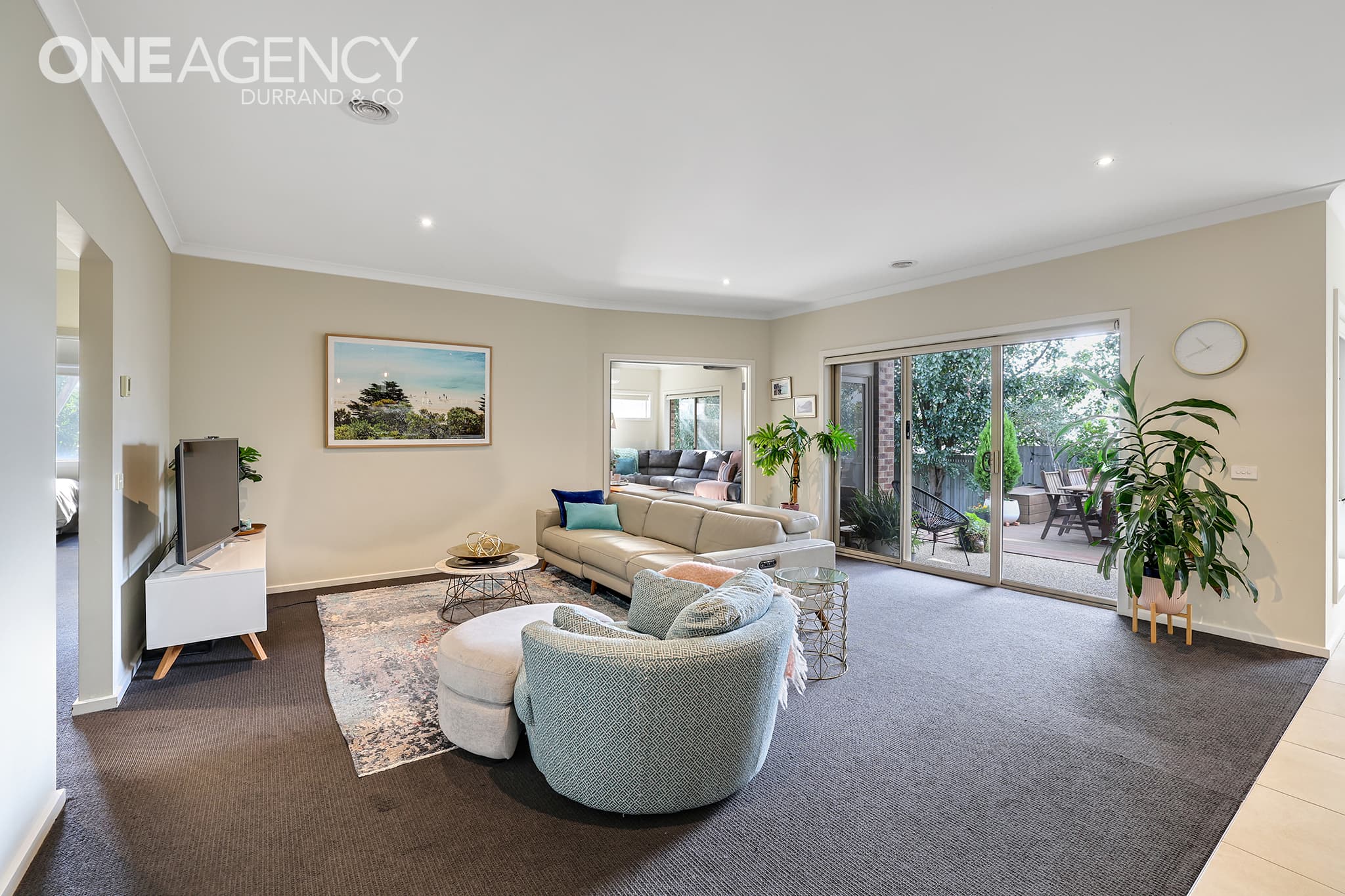 52 Myrtle Crescent, Warragul, Warragul - Thumbnail 3