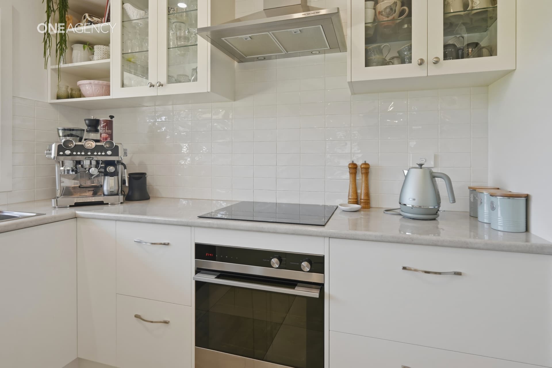 8 Woodland Rise, Northdown, Northdown - Thumbnail 8