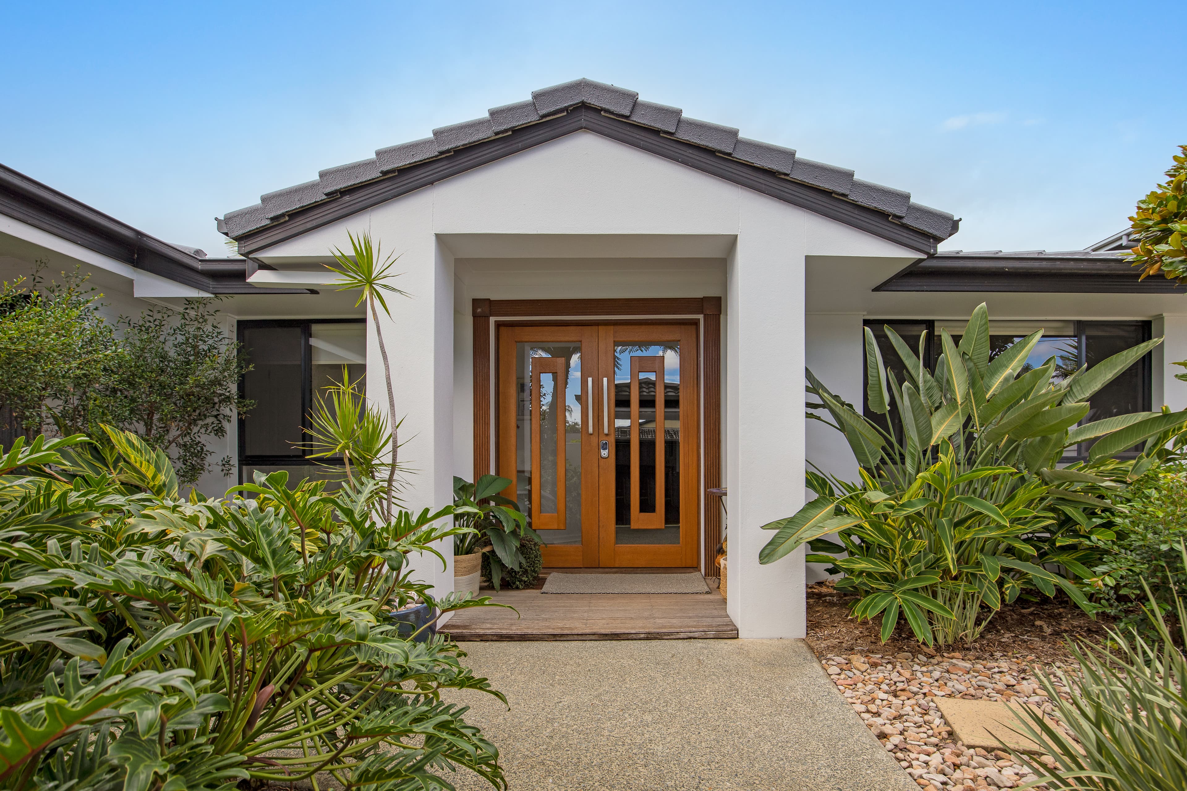 6 Avocet Avenue, Burleigh Waters, Burleigh Waters - Thumbnail 3