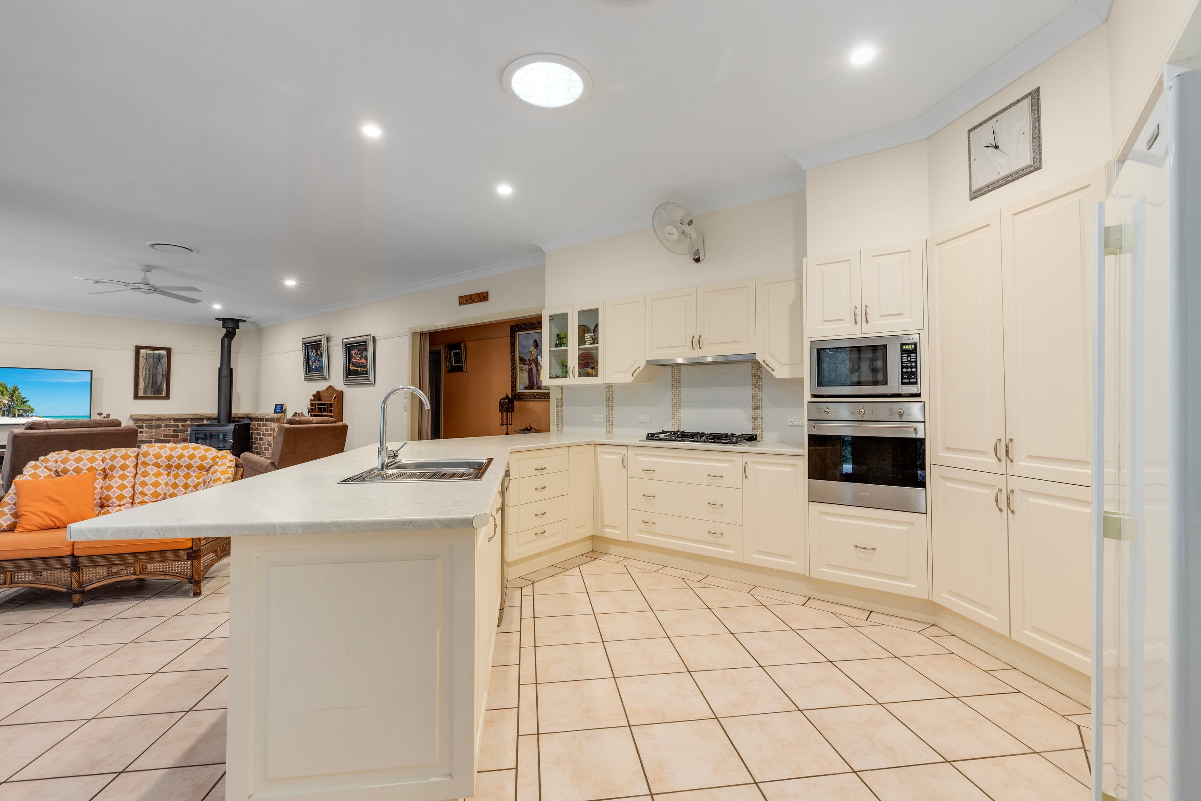 7 Bellbird Close, Kew, Kew - Thumbnail 6