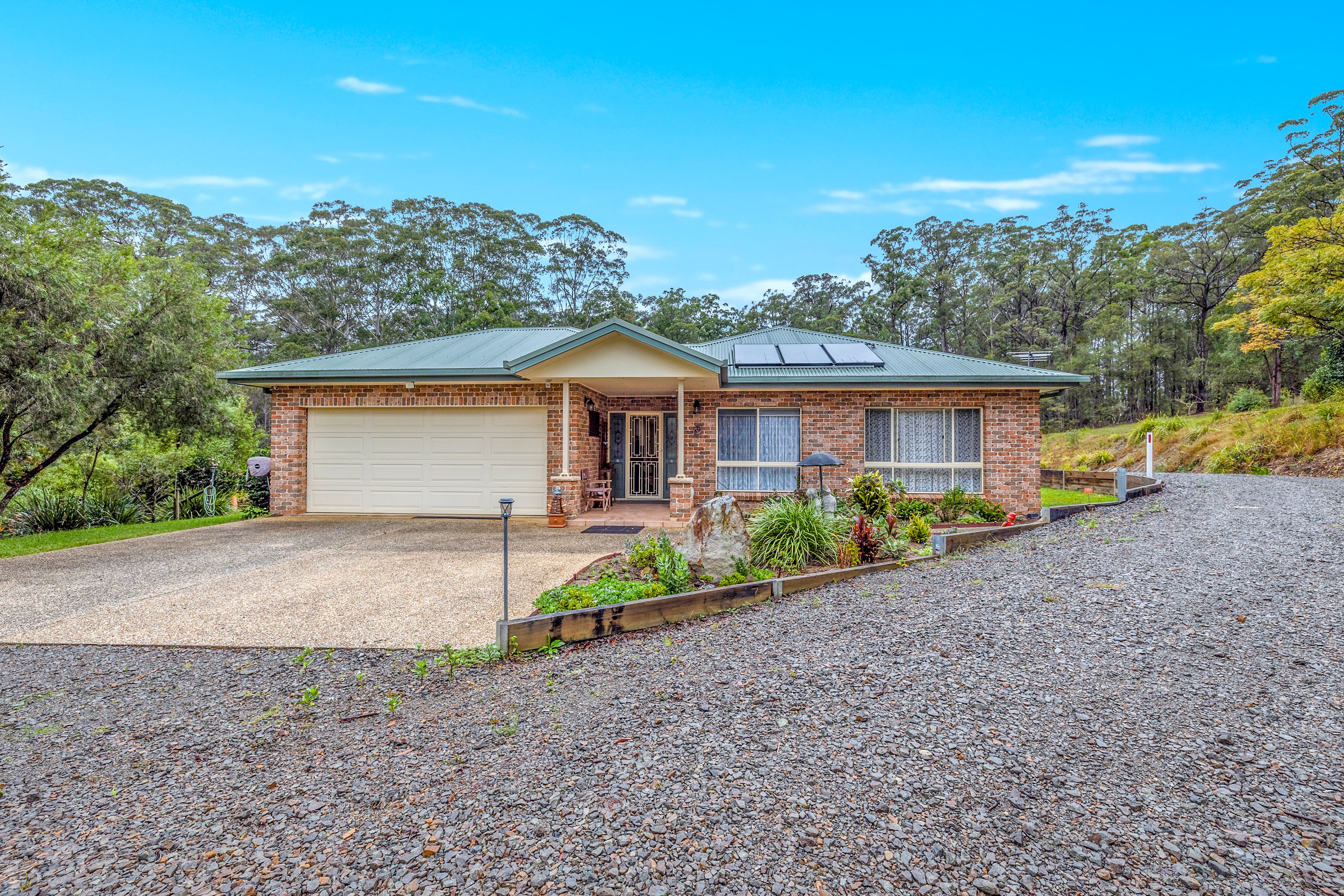 7 Bellbird Close, Kew, Kew - Image 1