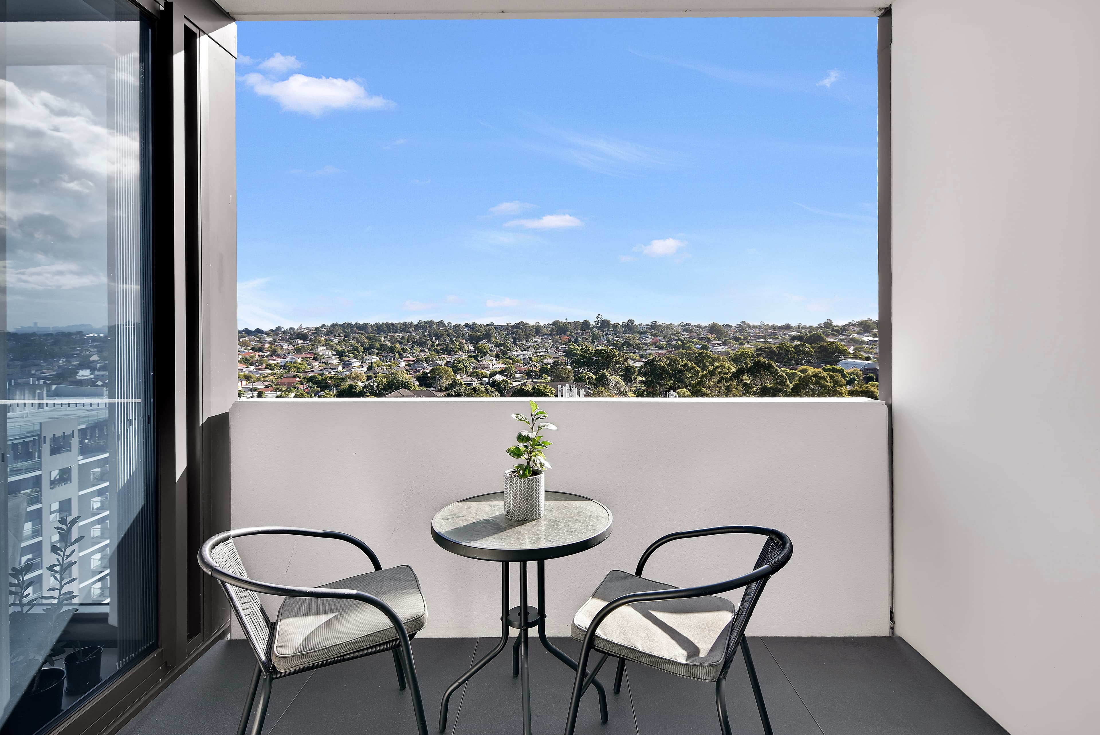 1015/21 Meredith Street, Bankstown, Bankstown - Thumbnail 3