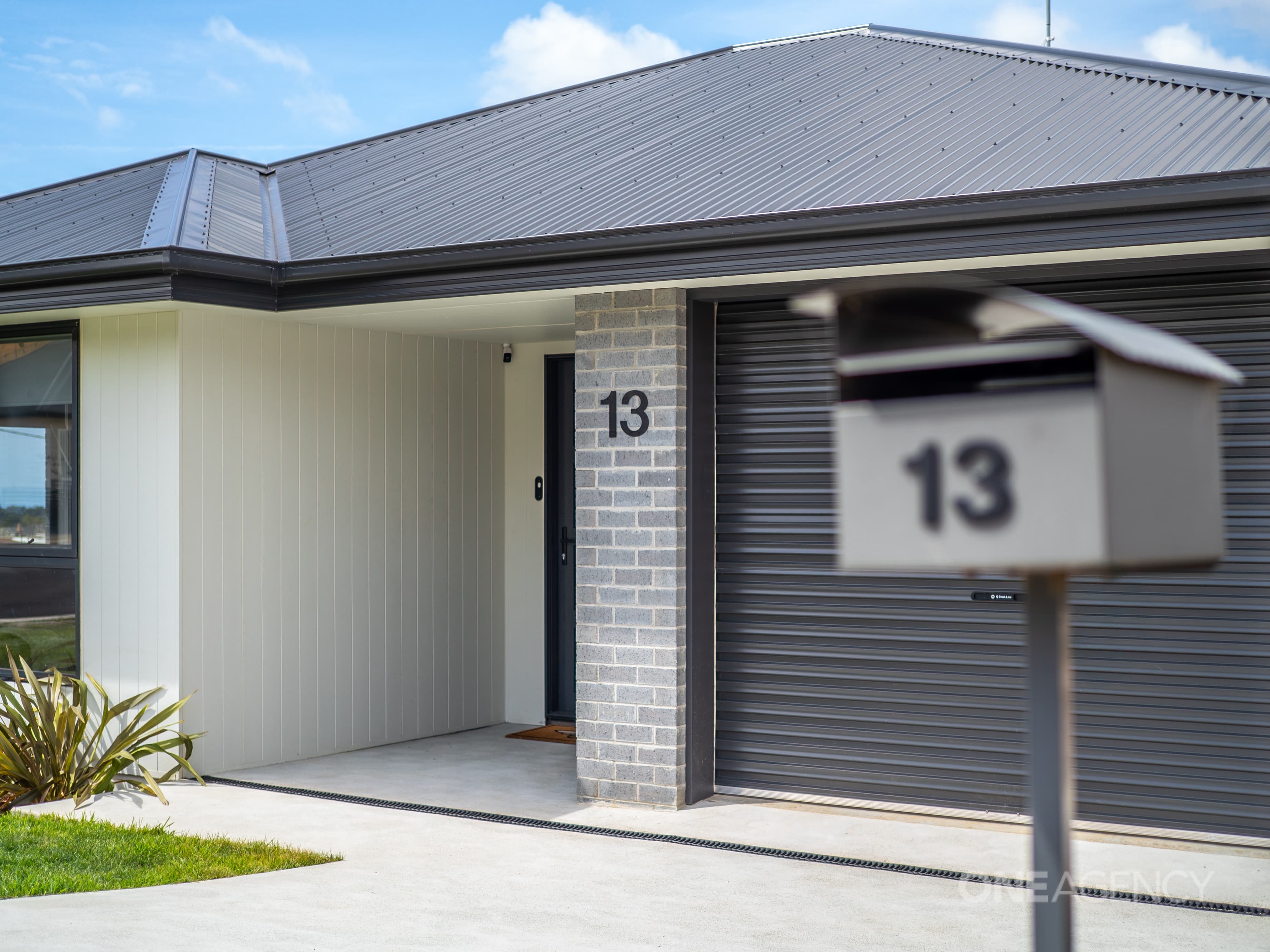 13 Neil Court, Downlands, Downlands - Thumbnail 2