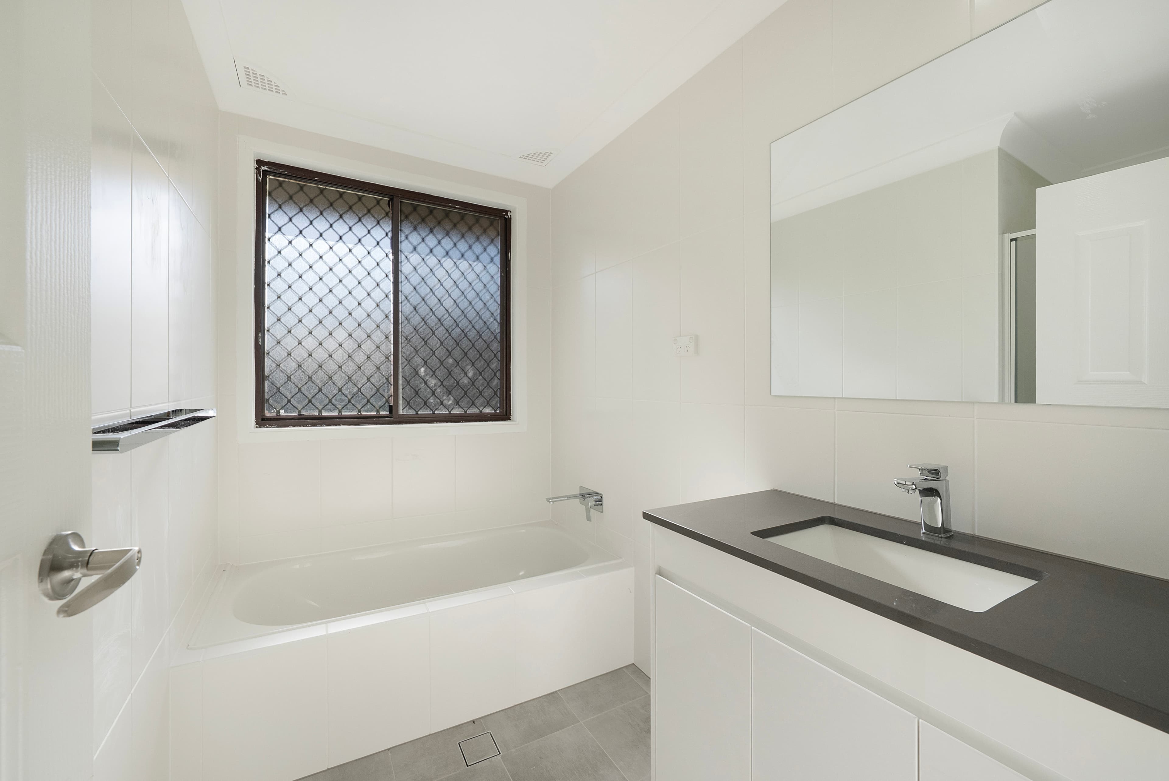 24 Dorset Close, Wakeley, Wakeley - Thumbnail 5