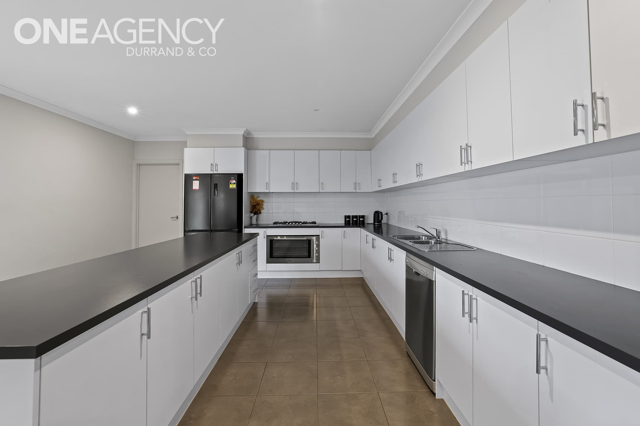 12 Cromwell Road, Warragul, VIC 3820, Warragul - Thumbnail 6