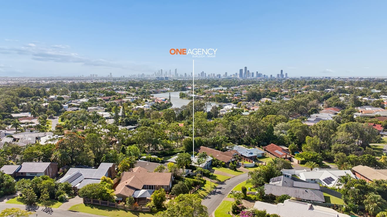 9 Sawgrass Place, Robina, Robina - Thumbnail 2