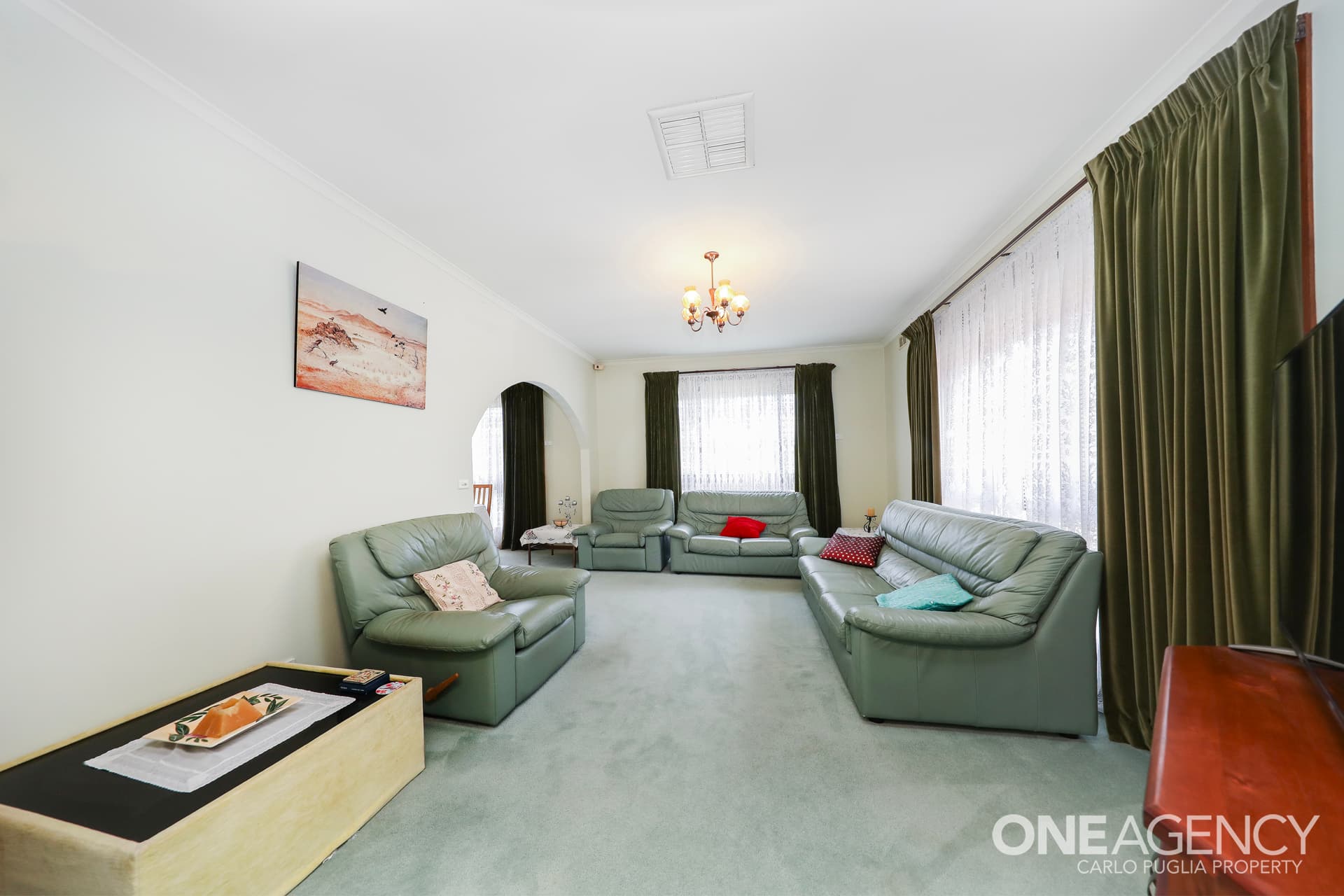 17 Lotis Court, Keilor Downs, Keilor Downs - Thumbnail 2