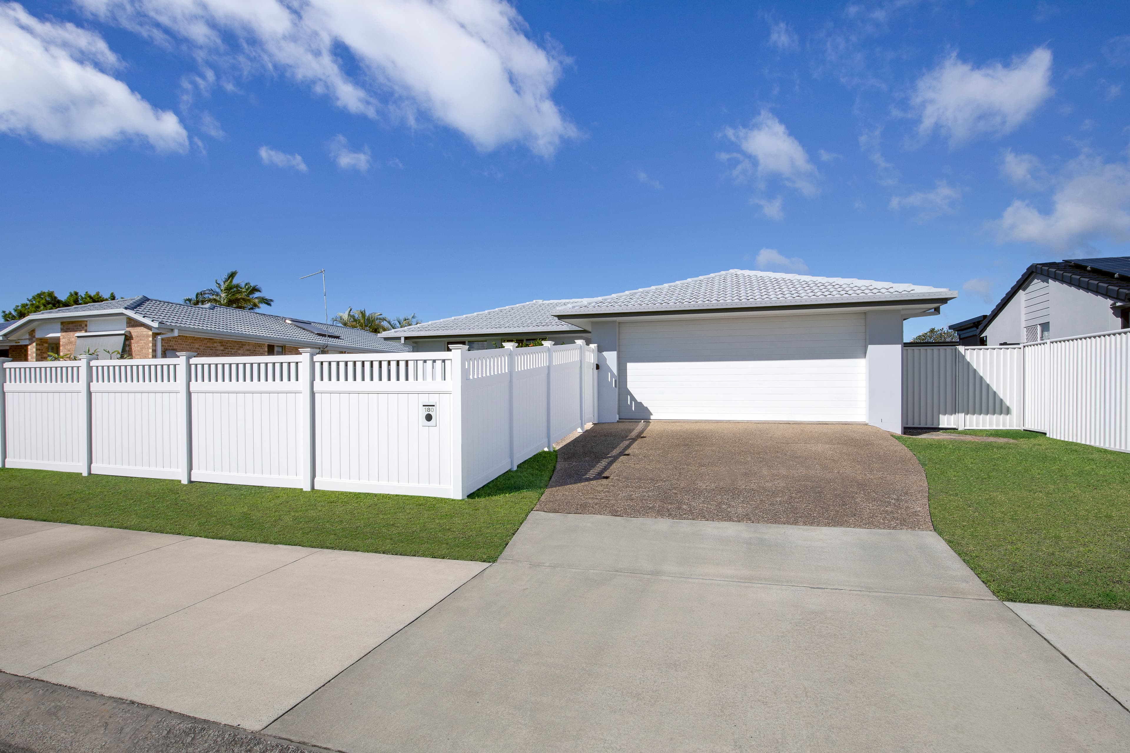 180 Christine Avenue, Burleigh Waters, Burleigh Waters - Image 1