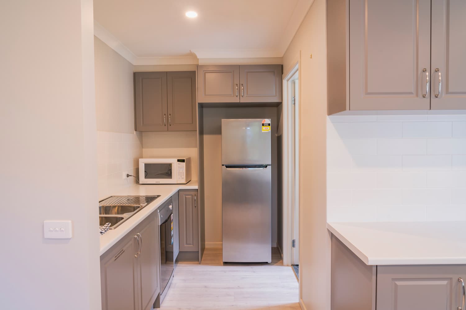 28 Galleon Crescent, Sunset Strip, Sunset Strip - Thumbnail 4