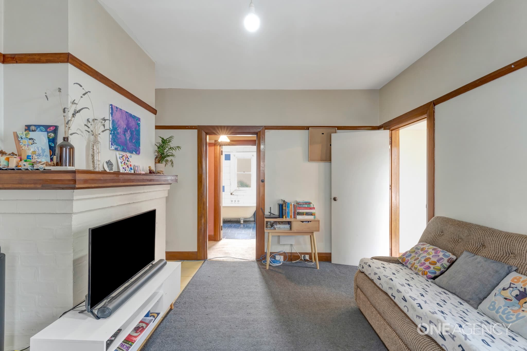 32 Collins Street, Brooklyn, Brooklyn - Thumbnail 5