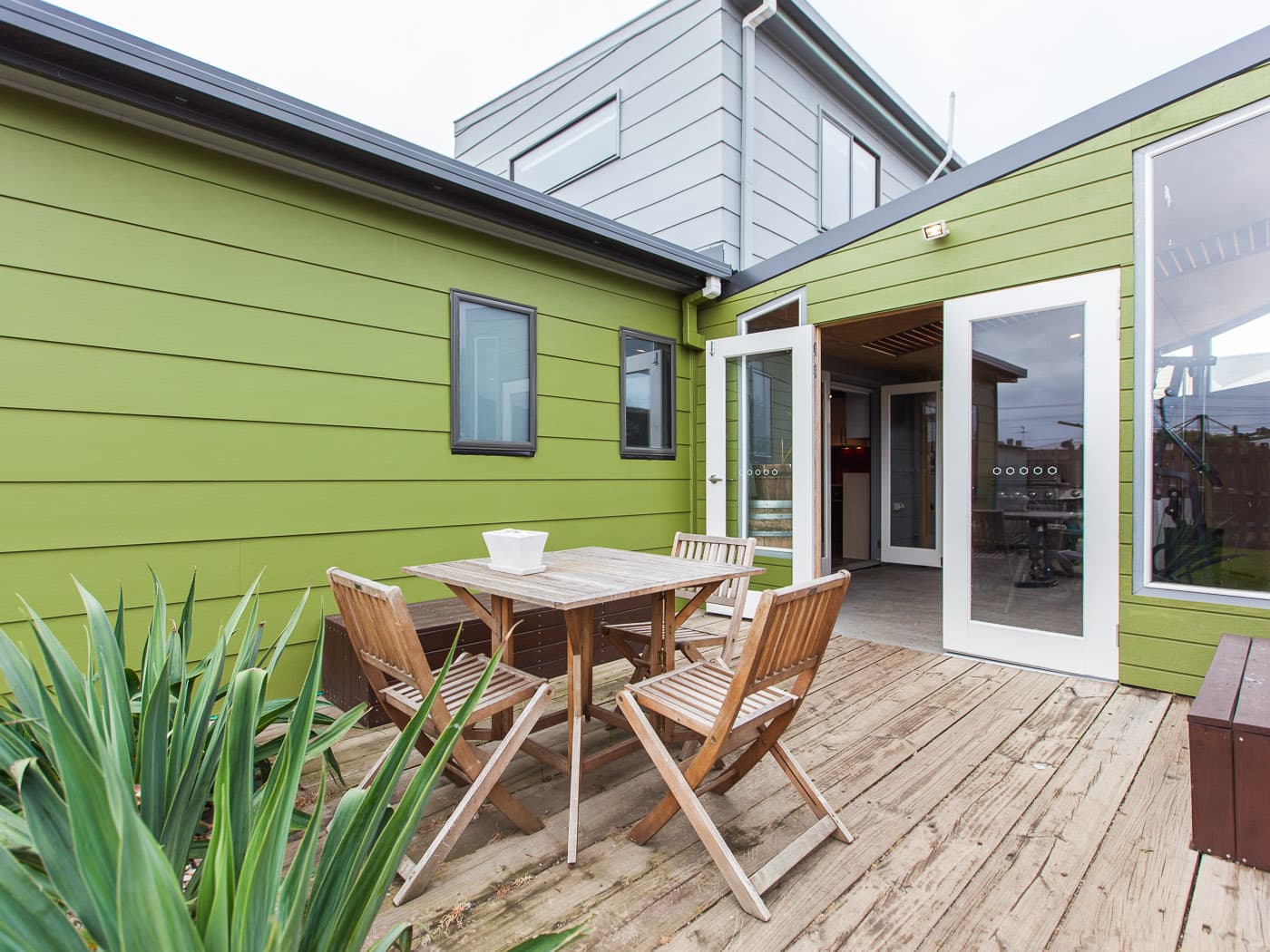 2/48 Haig Street, Mowbray, Mowbray - Image 1