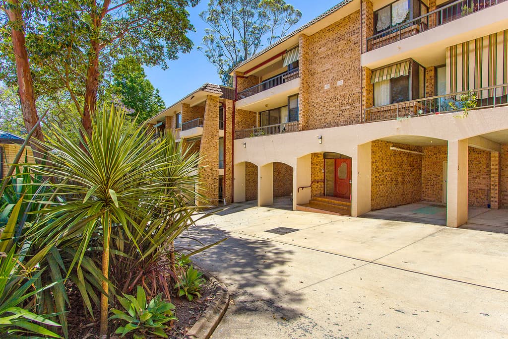 8/62 Beane Street, Gosford, Gosford - Image 1
