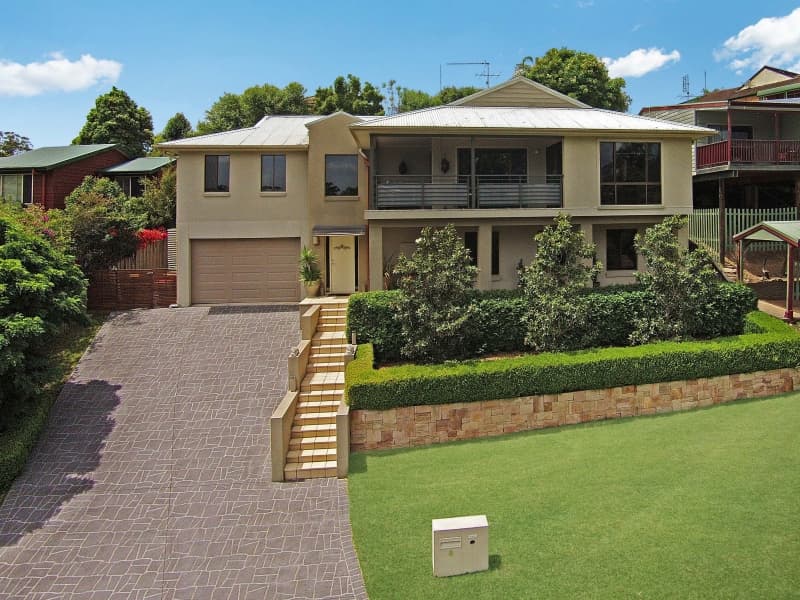 9 Janine Close, Lisarow, Lisarow - Image 1