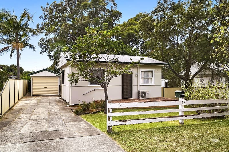 29 Brennon Road, Gorokan, Gorokan - Image 1