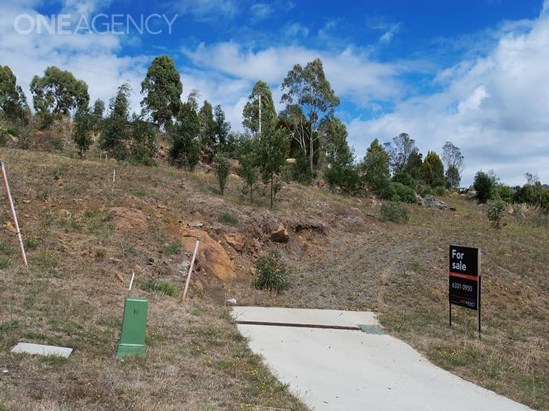 126 Dion Crescent, Riverside, Riverside - Thumbnail 3