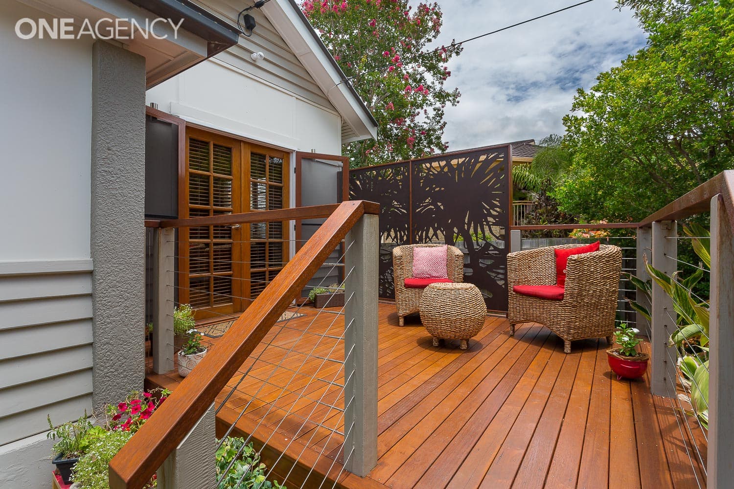 25 Caroline Street, Woody Point, Woody Point - Thumbnail 2