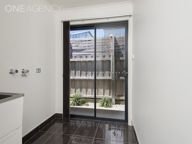 6 Statesman Place, Newnham, Newnham - Thumbnail 8