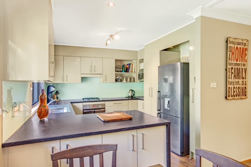 21 Poplars Avenue, Bateau Bay, Bateau Bay - Thumbnail 3