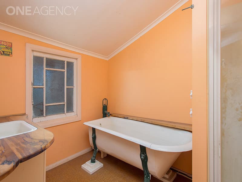 6 Webster Street, Westbury, Westbury - Thumbnail 8