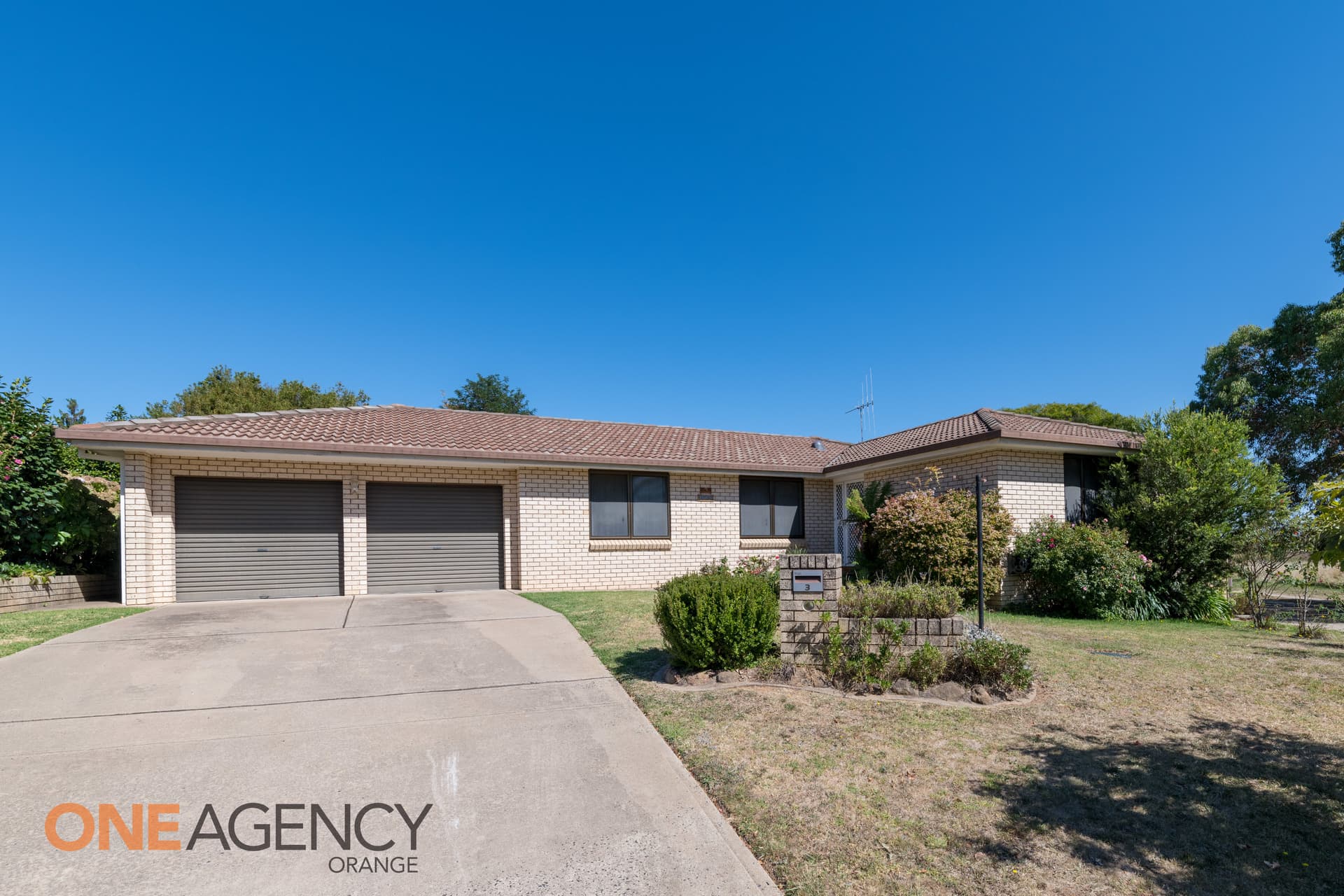 3 Tudor Place, Orange, Orange - Image 1