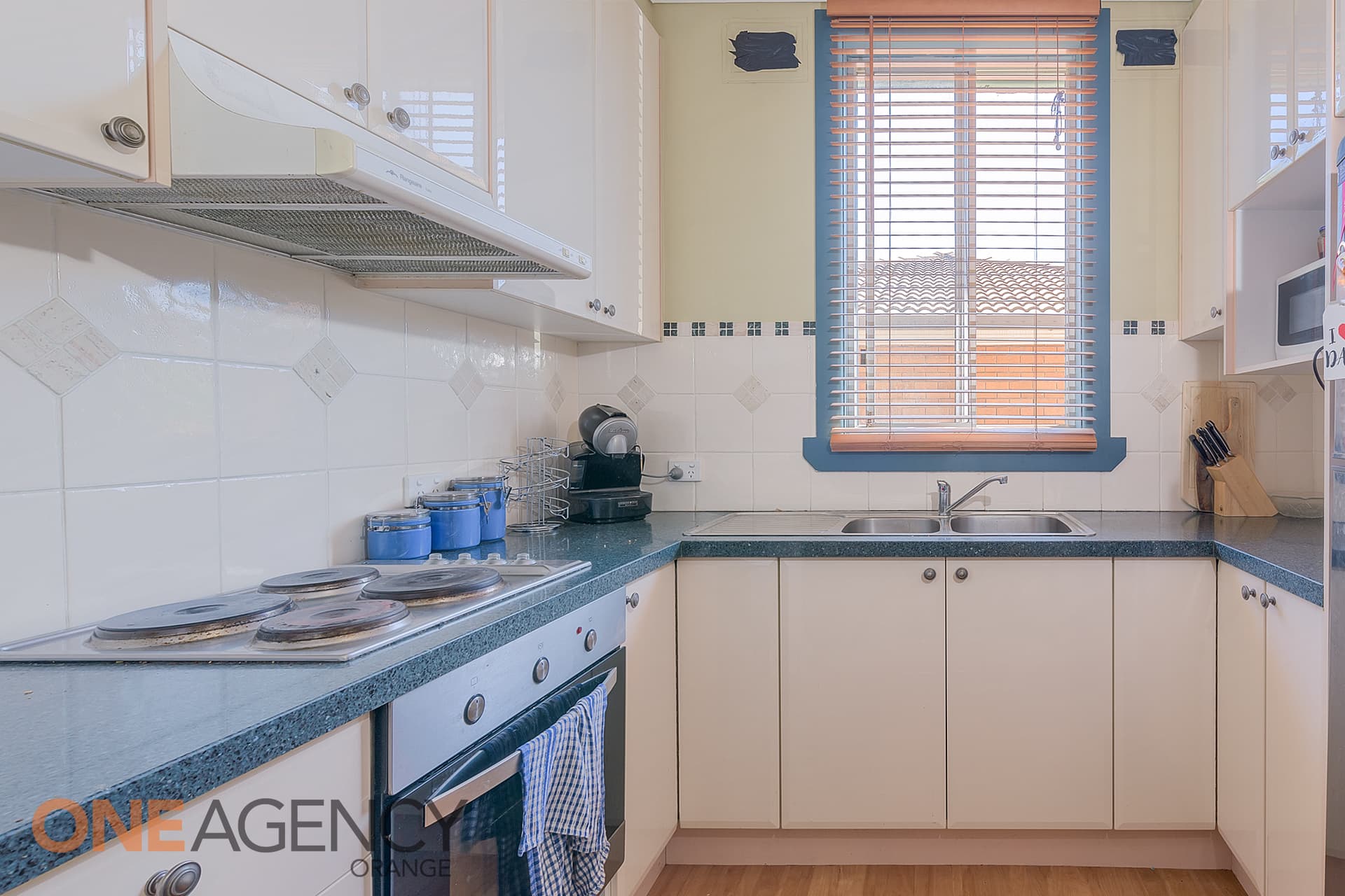 23 Kearneys Drive, Orange, Orange - Thumbnail 7