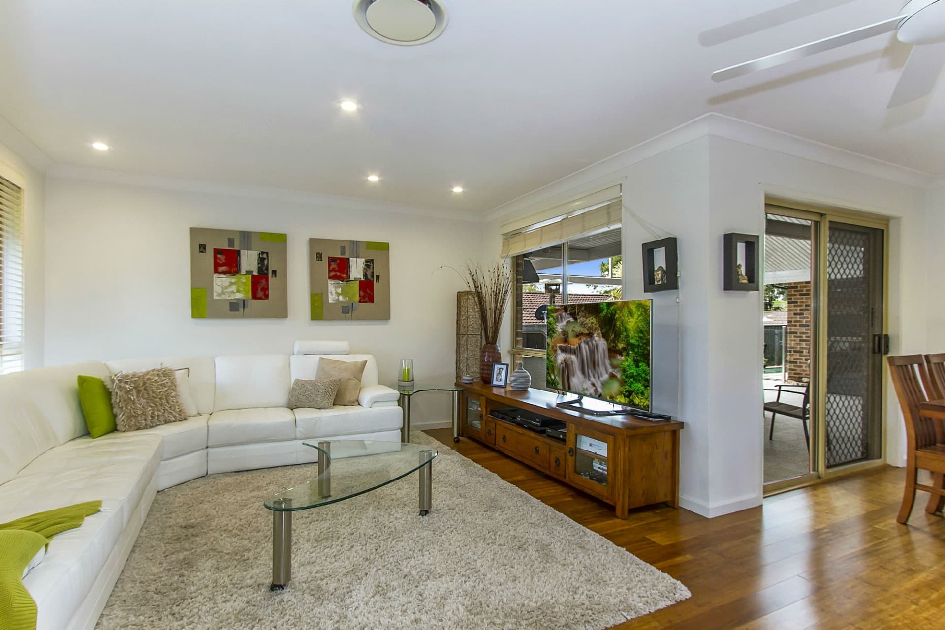 33 Yanderra Crescent, Narara, Narara - Thumbnail 2