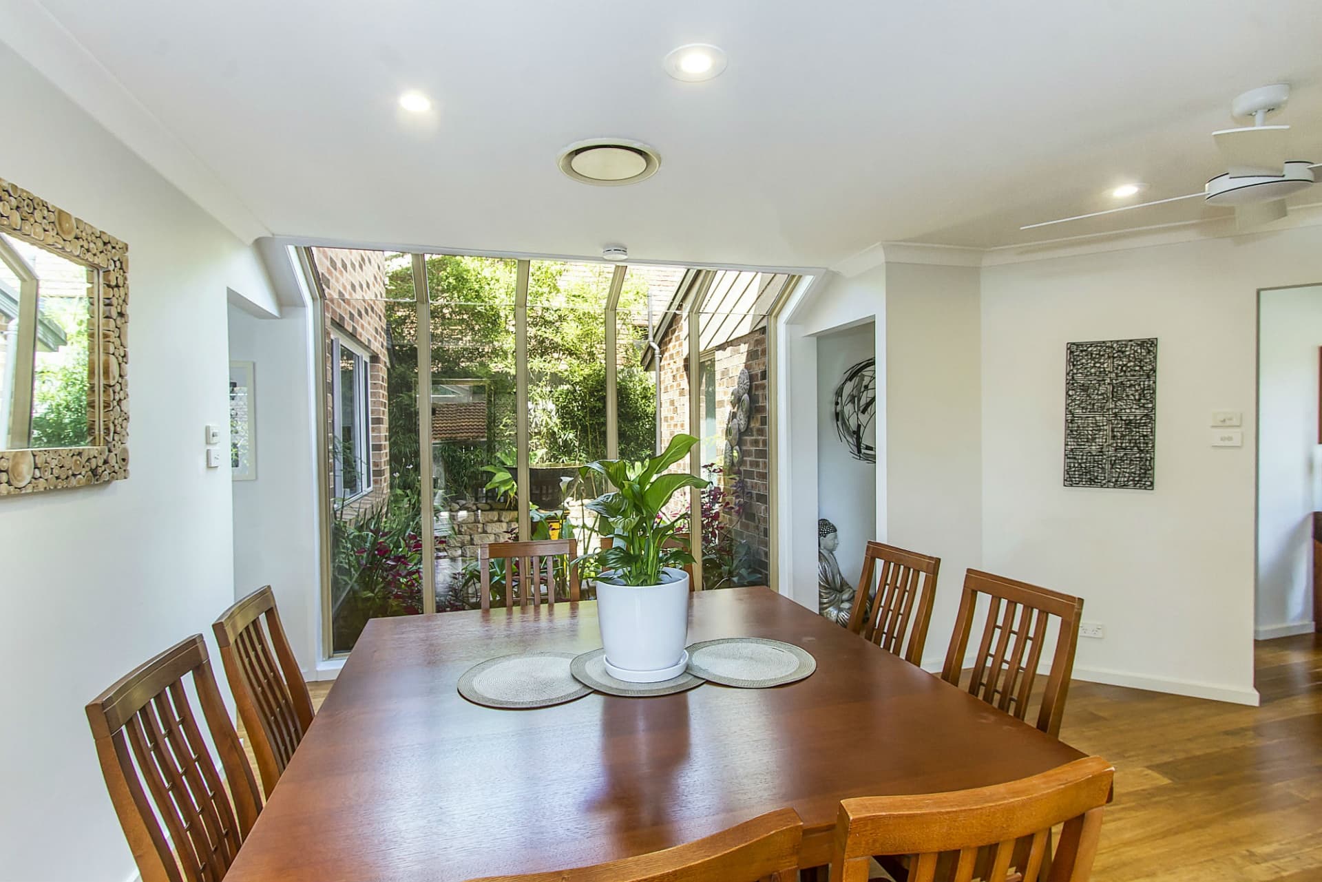 33 Yanderra Crescent, Narara, Narara - Thumbnail 4