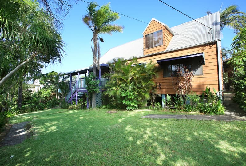 4 Mahogany Avenue, Sandy Beach, Sandy Beach - Thumbnail 2