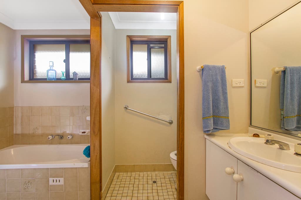 65 Perratt Close, Lisarow, Lisarow - Thumbnail 8