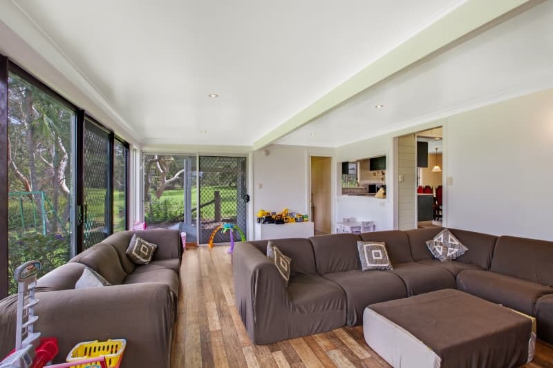 231 George Downes Drive, Central Mangrove, Central Mangrove - Thumbnail 4
