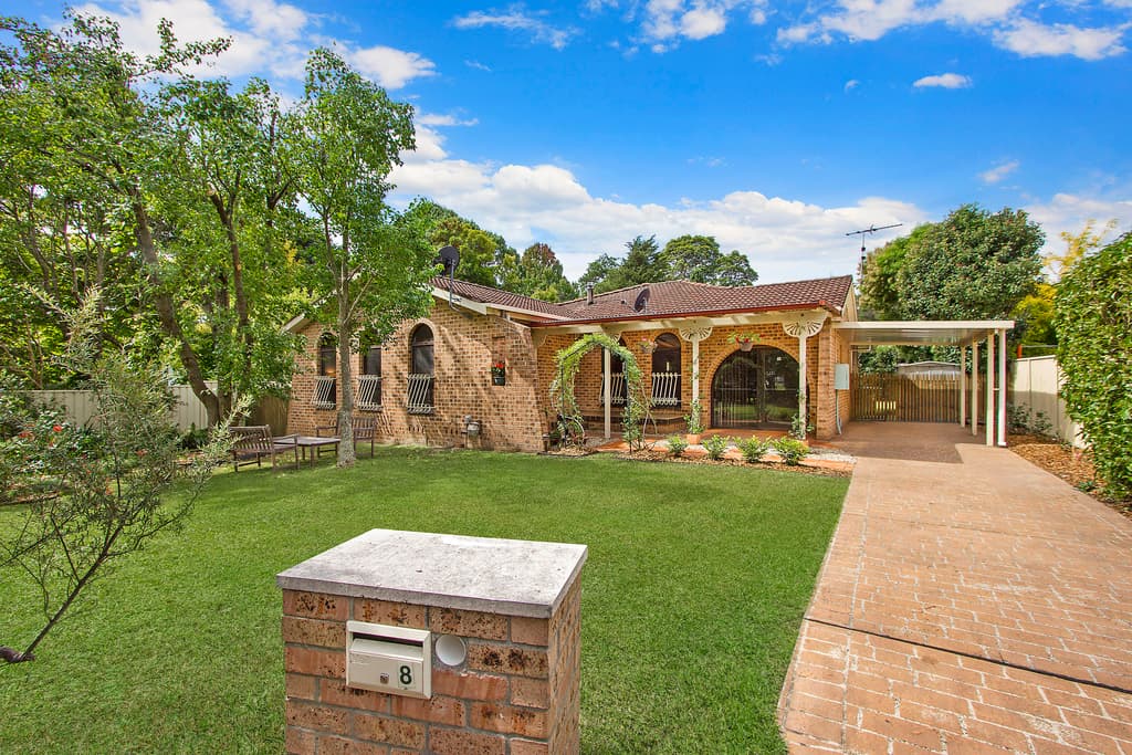 8 Hart Close, Kariong, Kariong - Image 1