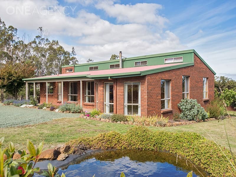 76 Devon Hills Road, Devon Hills, Devon Hills - Image 1