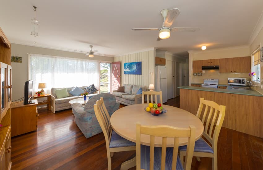 44 Blue Gum Avenue, Sandy Beach, Sandy Beach - Thumbnail 7