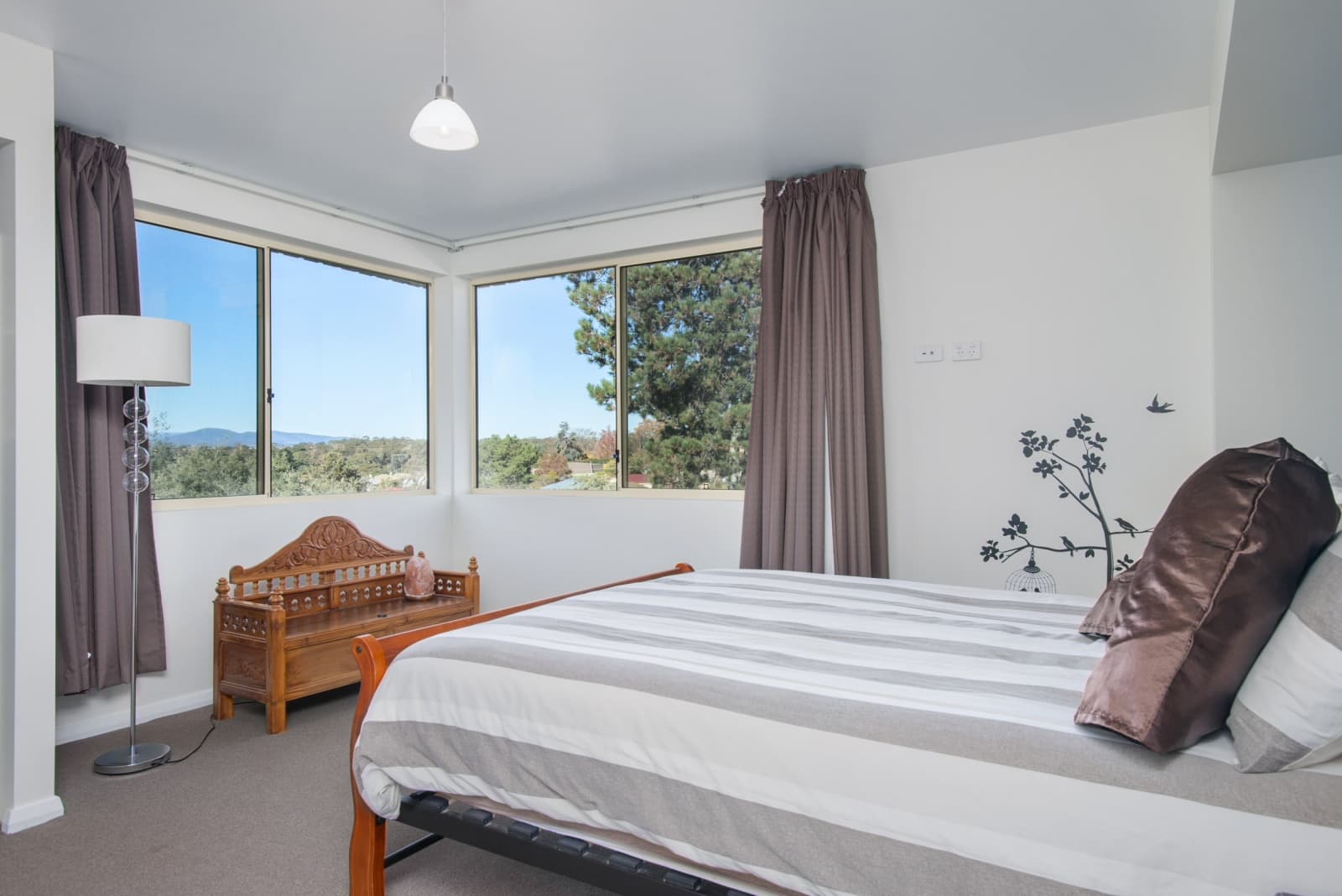 2 Kerran Crescent, South Launceston, South Launceston - Thumbnail 2