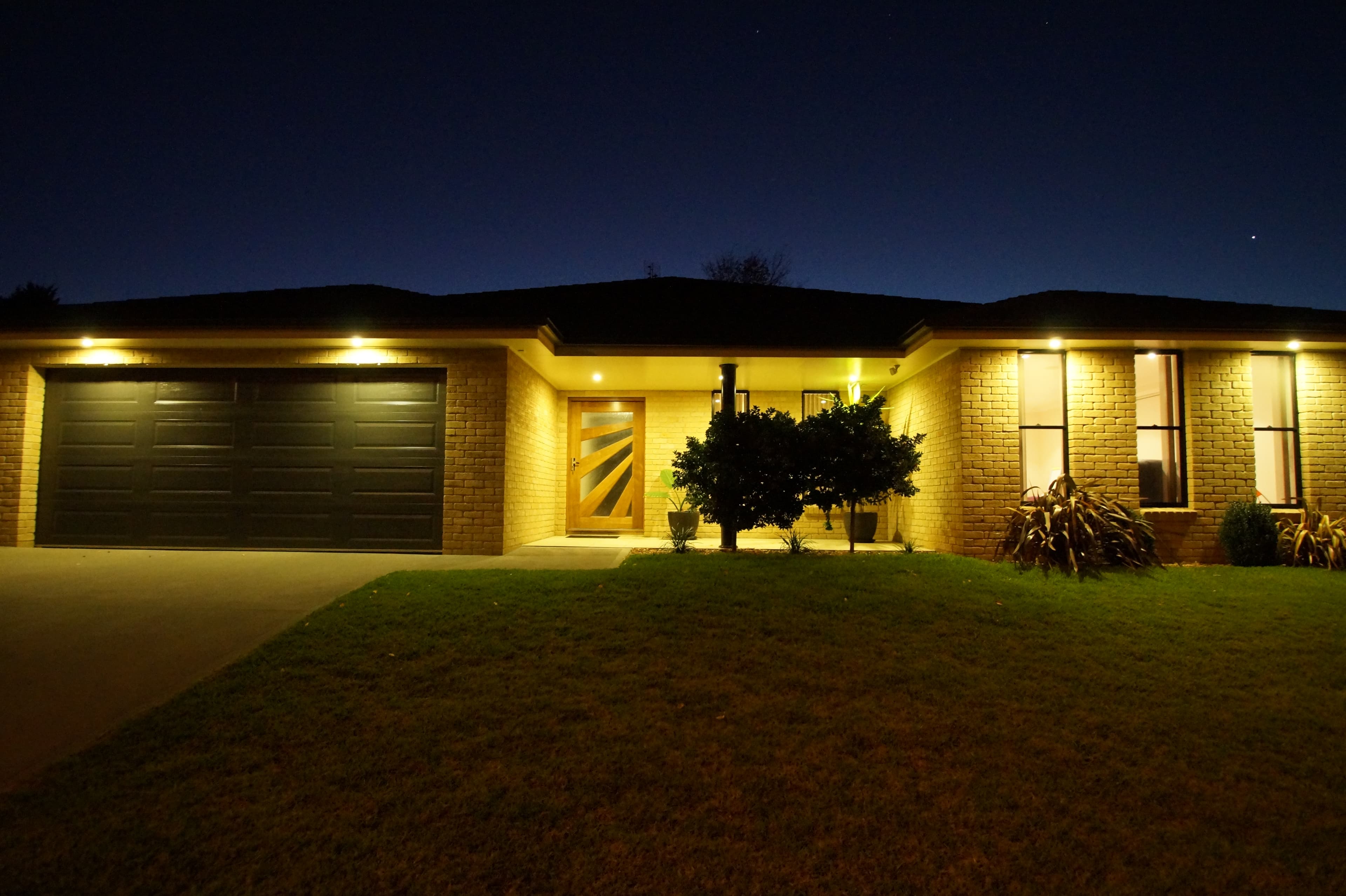 12 Brookfield Way, Orange, Orange - Thumbnail 2