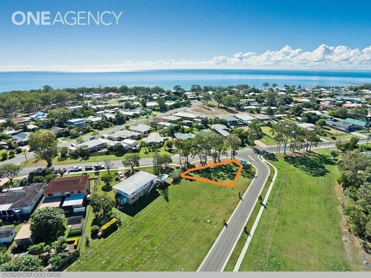 1 Sanctuary Point Close, Point Vernon, Point Vernon - Thumbnail 2