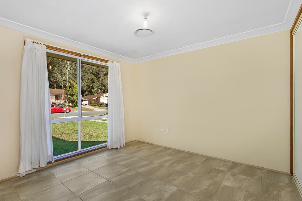 63 Perratt Close, Lisarow, Lisarow - Thumbnail 5
